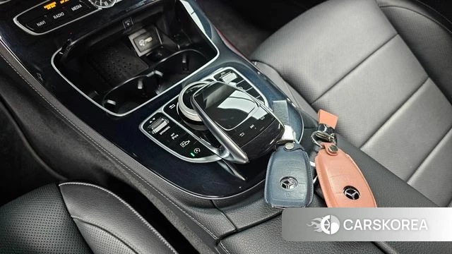 Mercedes-Benz E-Class W213 id 4642320 из Кореи 8