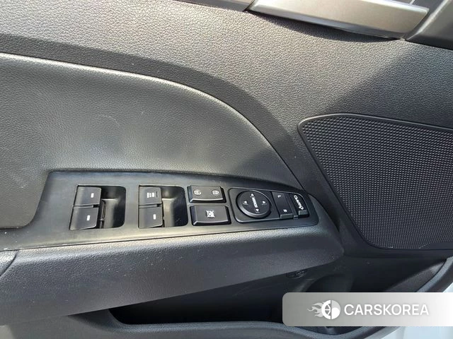 Hyundai The New Avante AD id 4918766 из Кореи 8