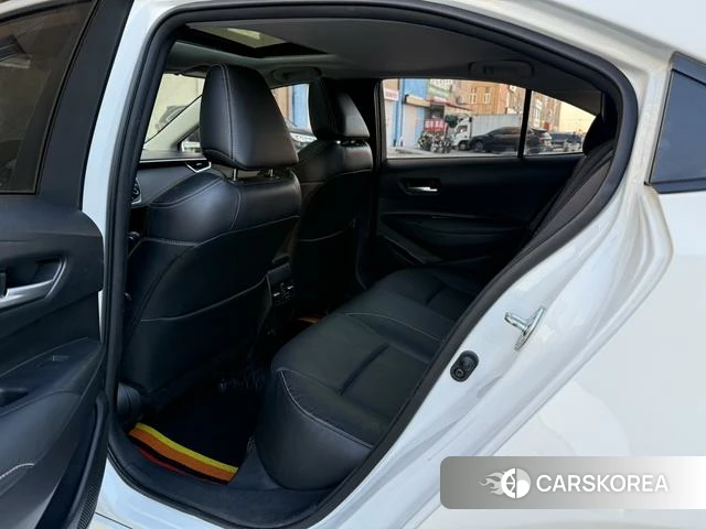 Toyota Corolla id 4235896 из Китая 8