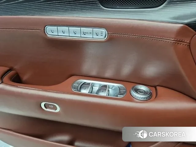 Genesis G90 (RS4) id 2973360 из Кореи 8