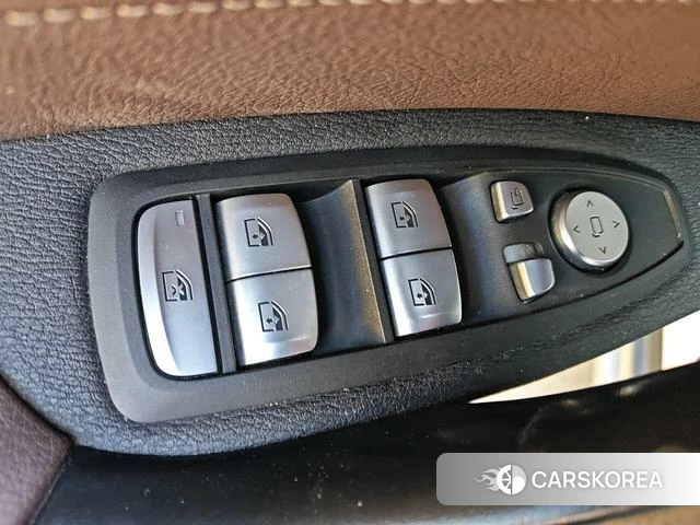 BMW X1 id 4393154 из Китая 8