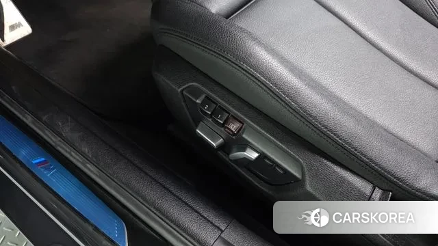 BMW 3 Series (F30) id 3445066 из Кореи 8