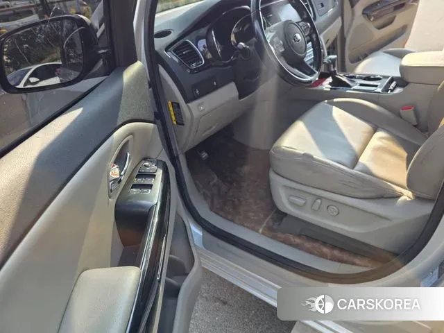 Kia The New Carnival id 3494742 из Кореи 8