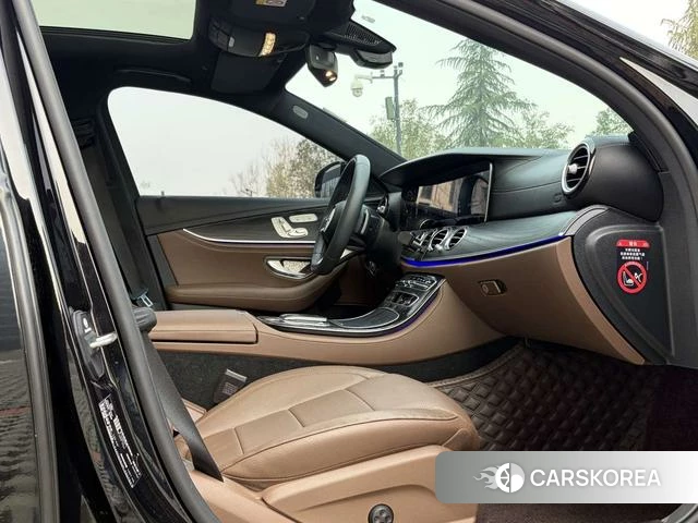 Mercedes-Benz E-class id 4260511 из Китая 8