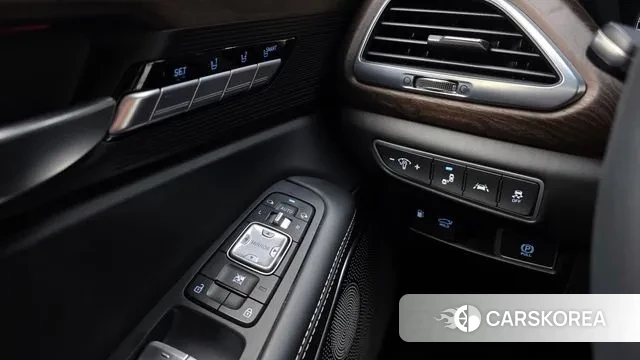 Genesis G90 id 3024297 из Кореи 8