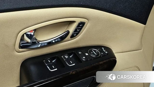 Kia The New Carnival id 3703751 из Кореи 8