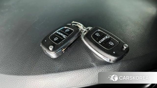 Hyundai The New Grand Starex id 4410903 из Кореи 8