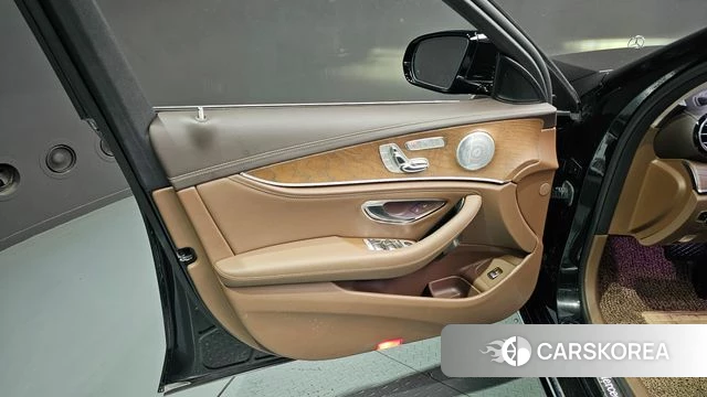 Mercedes-Benz E-Class W213 id 4882260 из Кореи 8