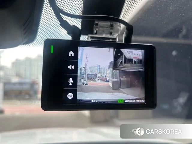 BMW 5 Series (G30) id 3742469 из Кореи 8