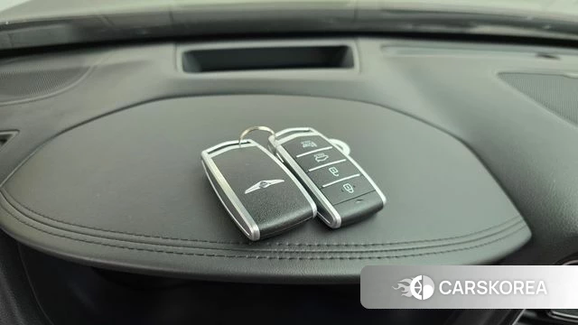 Genesis G80 id 4384997 из Кореи 8