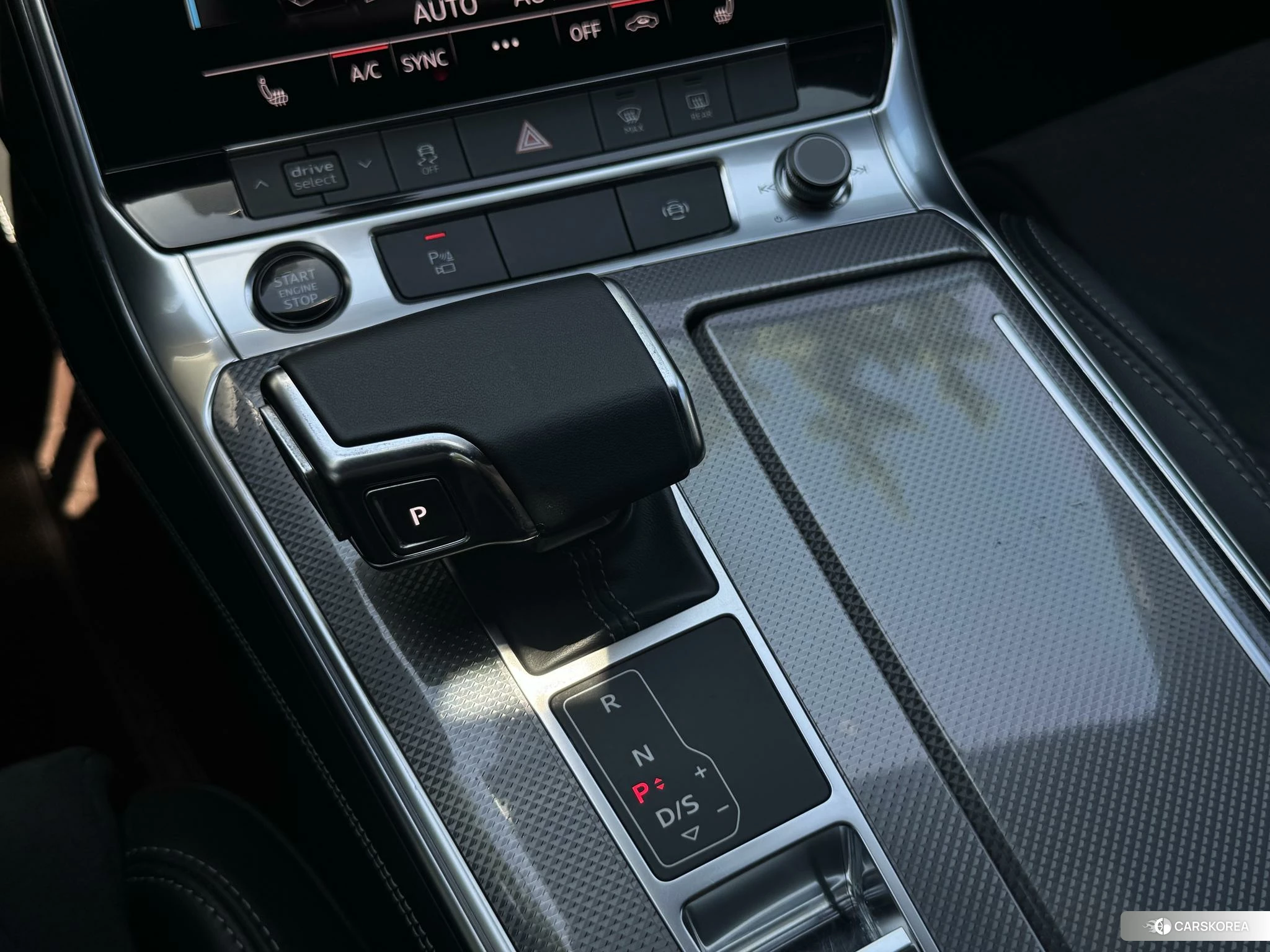 Audi A6L id 4473833 из Китая 8