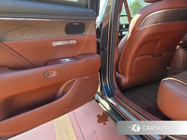 Genesis G90 (RS4) id 3399006 из Кореи 8