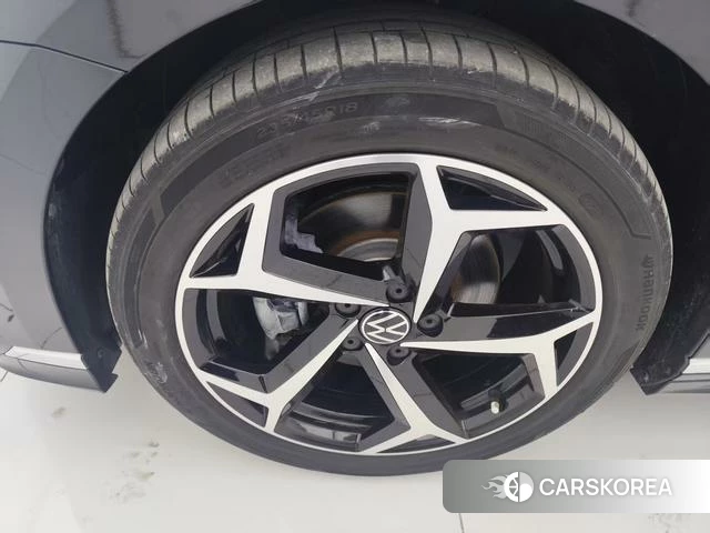 Volkswagen Magotan id 4275751 из Китая 8