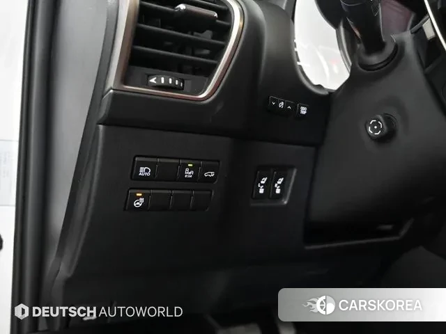 Lexus NX300h id 3573667 из Кореи 8