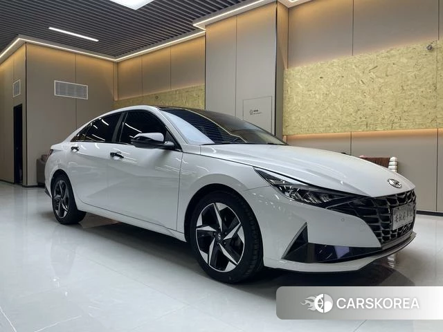 Hyundai Elantra id 4320949 из Китая 8