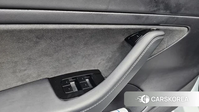 Tesla Model 3 id 3760441 из Кореи 8