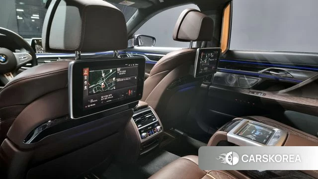 BMW 7 Series (G11) id 3799618 из Кореи 8