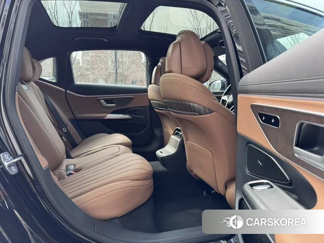 Mercedes-Benz E-class PHEV id 3889928 из Китая 8