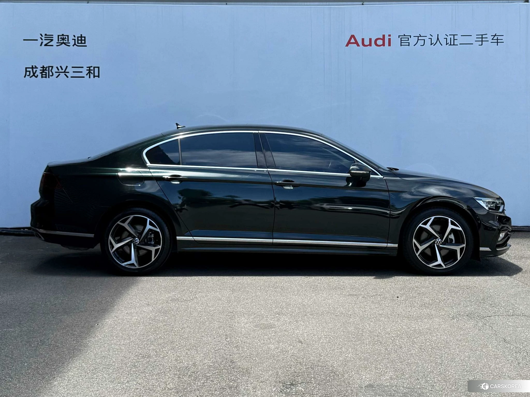 Volkswagen Magotan id 4487338 из Китая 8