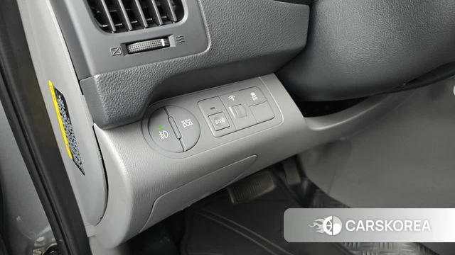 Hyundai The New Grand Starex id 4647353 из Кореи 8