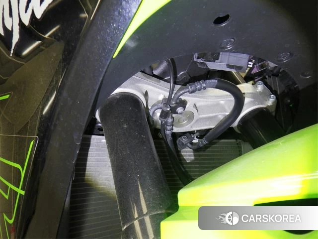Kawasaki ZX-10R NINJA ABS id 3947016 из Японии 8