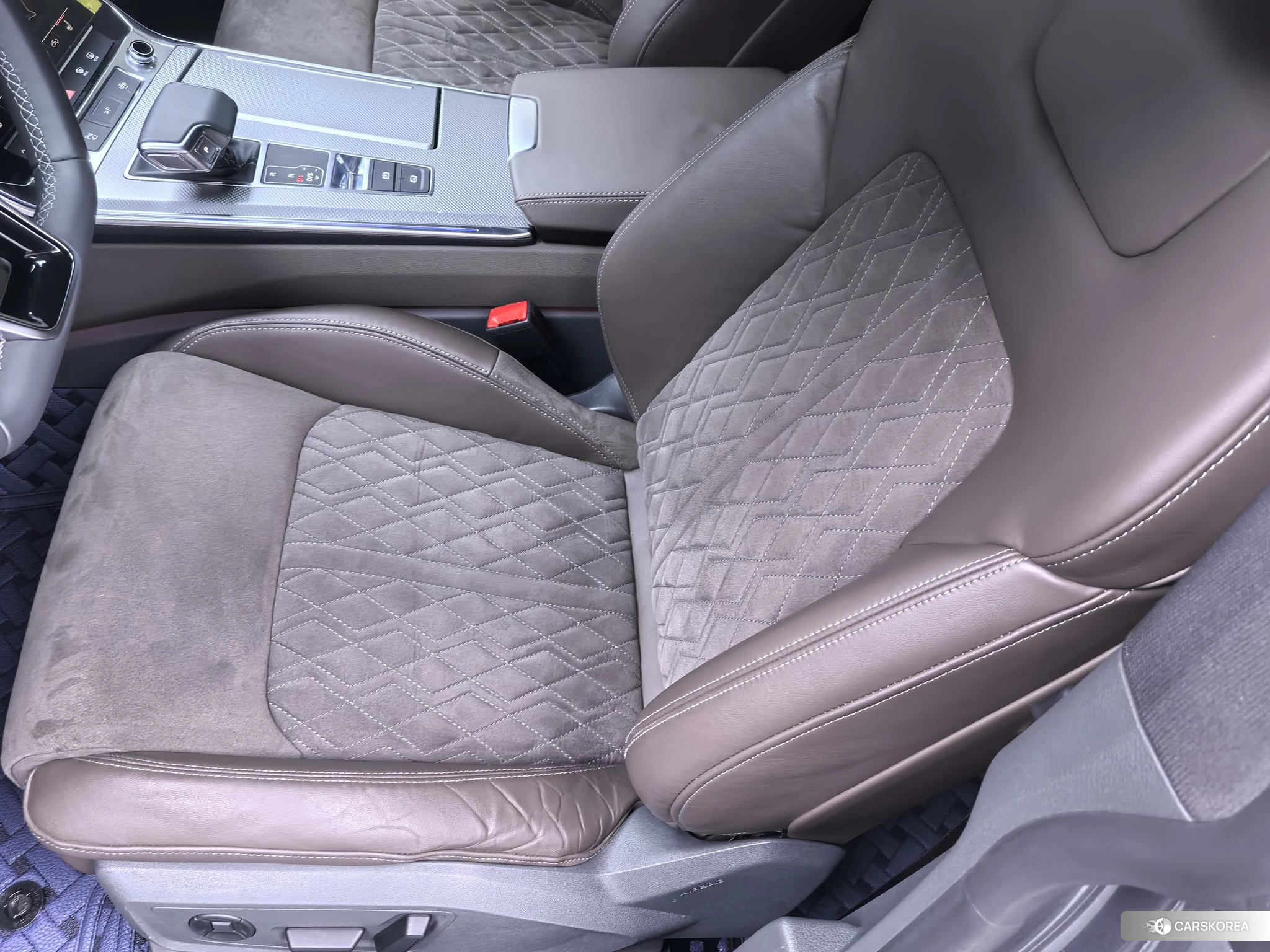 Audi A7L id 4461326 из Китая 8