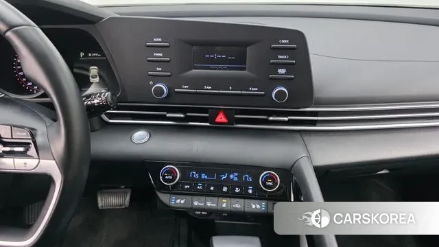 Hyundai Avante (CN7) id 3257959 из Кореи 8