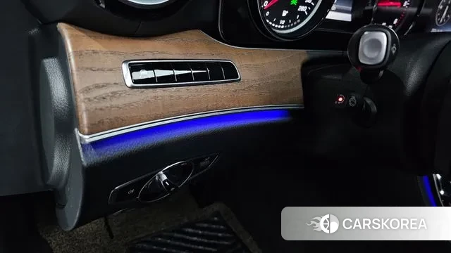 Mercedes-Benz E-Class W213 id 3297272 из Кореи 8