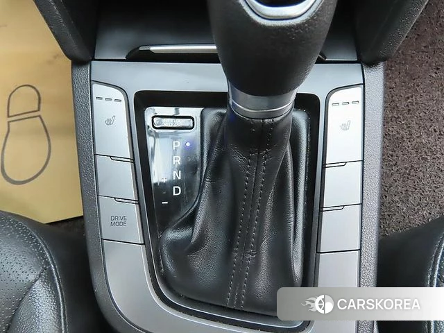 Hyundai Avante AD id 3905971 из Кореи 8