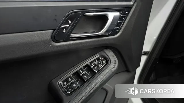 Porsche Macan id 3330228 из Кореи 8