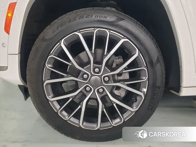 Jeep Grand Cherokee (WL) id 3685536 из Кореи 8