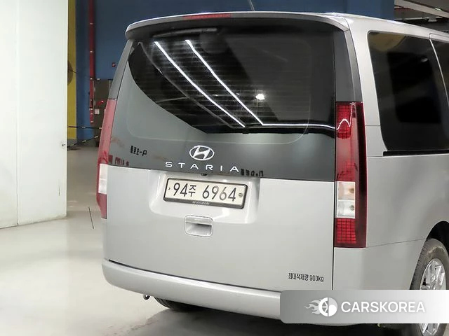 Hyundai Staria id 4383378 из Кореи 8