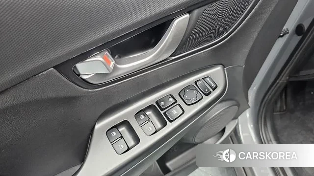 Hyundai The New Kona id 3607077 из Кореи 8