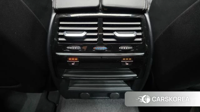 BMW 5 Series (G30) id 4776035 из Кореи 8