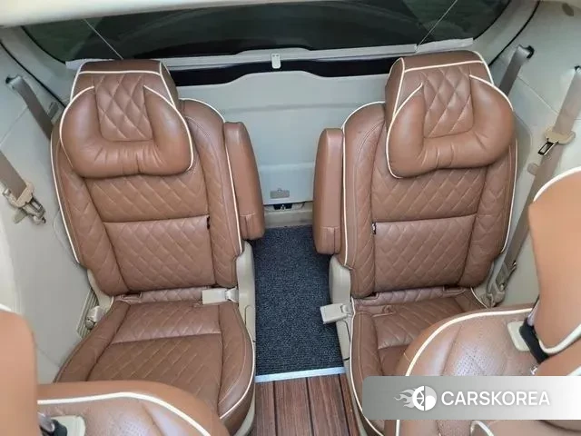 Kia The New Carnival id 3520220 из Кореи 8