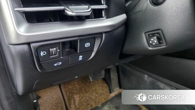 Hyundai Grandeur (GN7) id 3953254 из Кореи 8