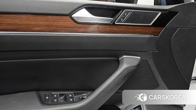 Volkswagen Passat GT (B8) id 3742795 из Кореи 8