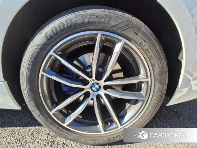 BMW 5 Series (G30) id 3492525 из Кореи 8