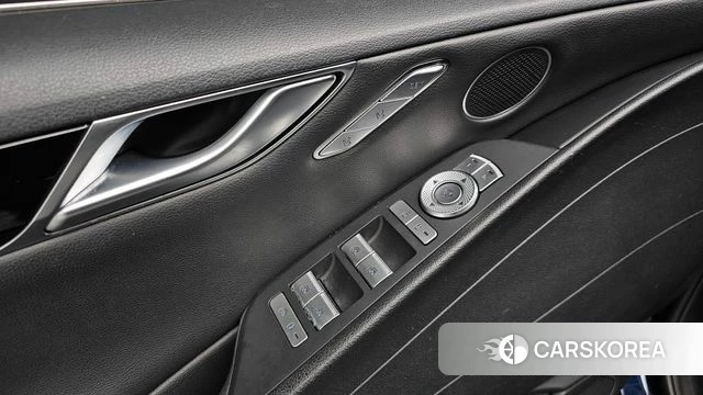 Genesis G80 (RG3) id 3800116 из Кореи 8