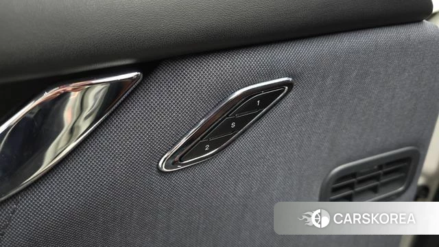 Maserati Quattroporte id 3894054 из Кореи 8