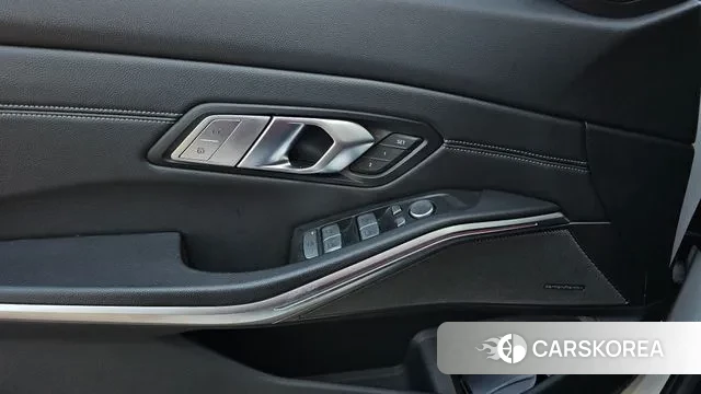 BMW 3 Series (G20) id 3355756 из Кореи 8