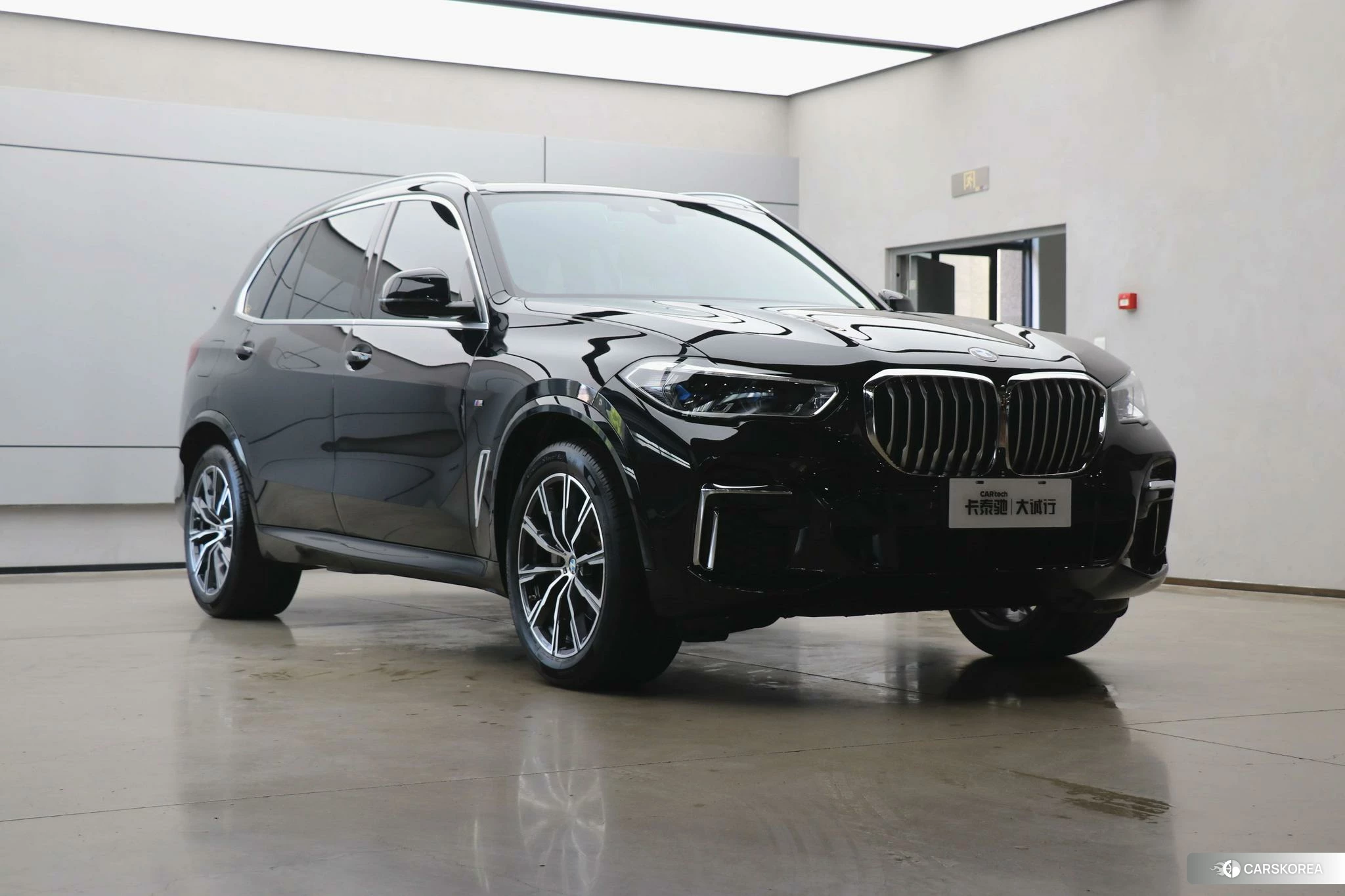 BMW X5 id 4467360 из Китая 8