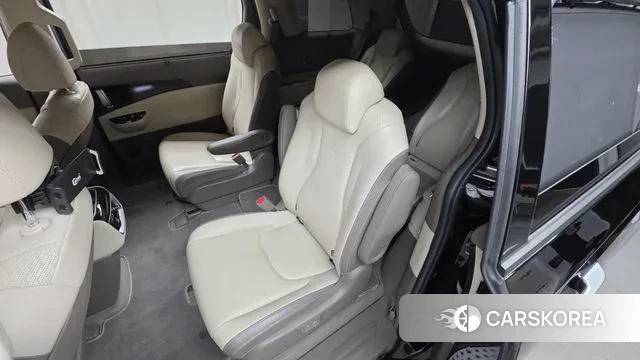 Kia Carnival 4th generation id 3598070 из Кореи 8