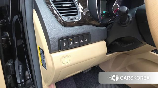 Kia The New Carnival id 4587175 из Кореи 8