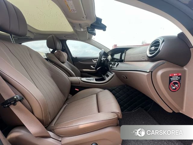 Mercedes-Benz E-class PHEV id 4365675 из Китая 8