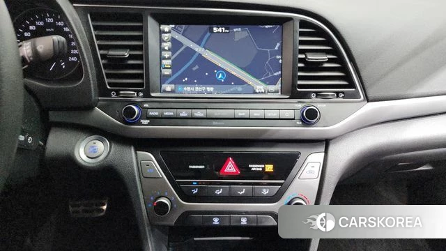 Hyundai Avante AD id 3886345 из Кореи 8