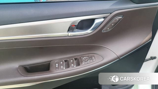 Hyundai The New Grandeur IG id 4293898 из Кореи 8