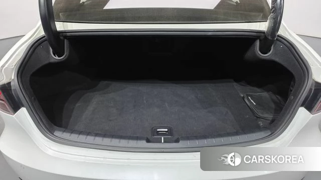 Hyundai The New Grandeur IG id 4293356 из Кореи 8