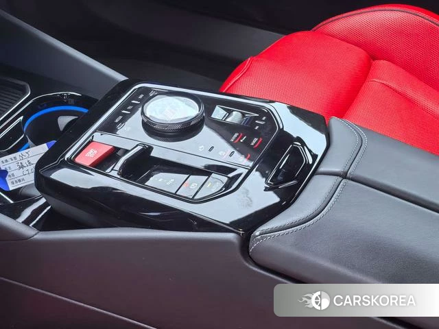 BMW M5 PHEV id 4265377 из Китая 8