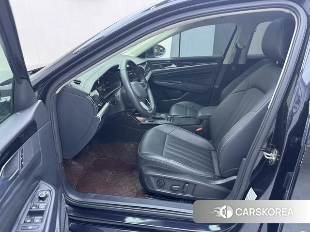 Volkswagen Passat id 4297806 из Китая 8